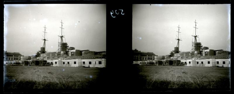 Esposizione Internazionale di Genova. Padiglioni in costruzione (originale)
