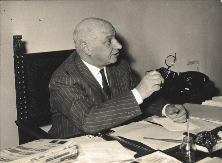 Ritratto di Giovanni Ansaldo al lavoro, anni '50-'60 del XX sec.