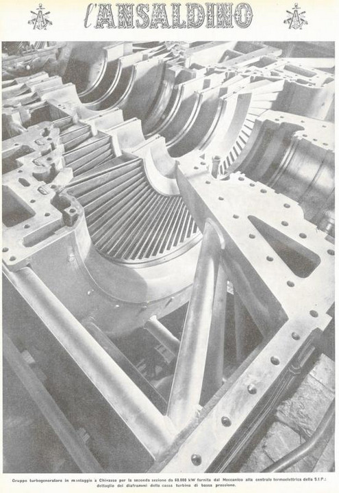 p. 16 (quarta di copertina) - gruppo turbogeneratore in montaggio a Chivasso per la seconda sezione da 60.000 kW fornita dal Meccanico alla centrale termoelettrica della S.I.P.: dettaglio dei diaframmi della cassa turbina di bassa pressione