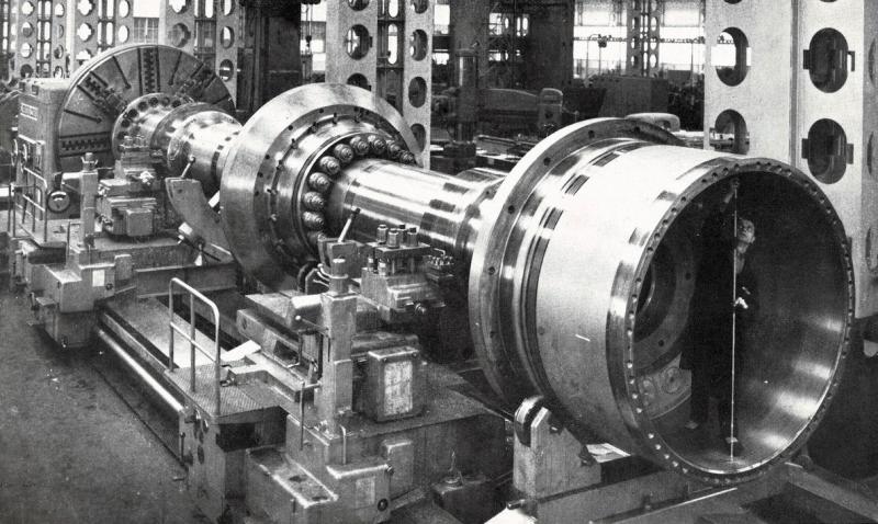 Asse di eccezionali dimensioni su un tornio parallelo della nuova serie unificata S. Eustacchio, gennaio - febbraio 1960, anno VIII, n. 1, p. 65