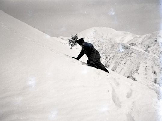 Una gita ai Piani di Creto - Carponi sulla neve (taglio)