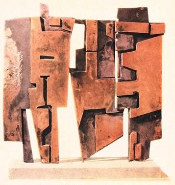 Scultura in bronzo di Pietro Consagra, gennaio - febbraio 1956, anno IV, n. 1 - p. 37