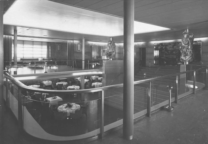 Conte Grande - Sala da prazo e galleria di prima classe