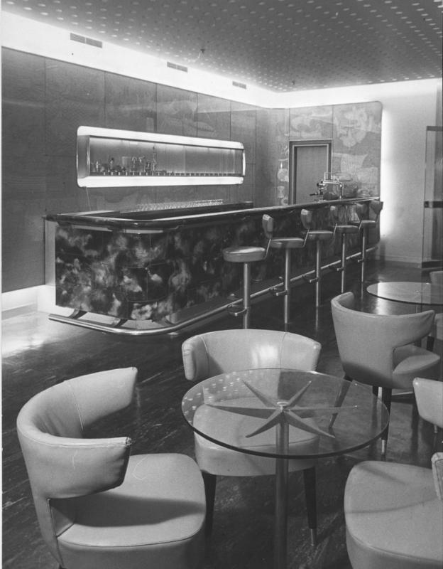 Giulio Cesare - Piano bar di prima classe