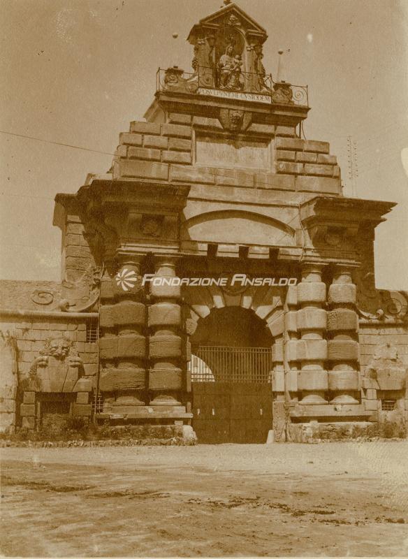 Genova - Porta Pila