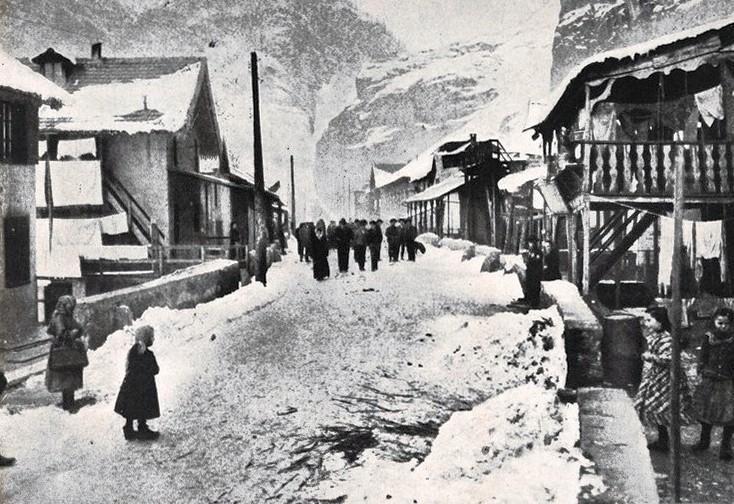 Balmalonesca, il villaggio dei minatori sorto spontaneamente ai piedi del Sempione, marzo - aprile 1956, anno IV, n. 2 - p. 57