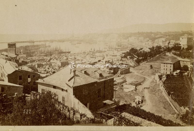 Genova - panorama dal Righi