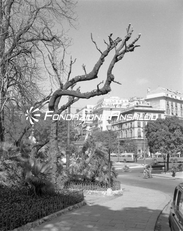 Genova - piazza Corvetto