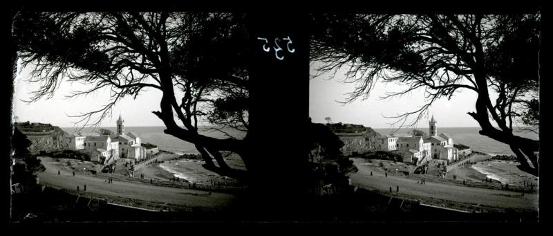 Chiesa di San Giuliano vista tra gli alberi (originale)