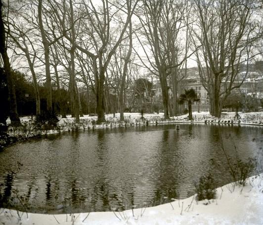 Acquasola (vasca). Nevicata (taglio)