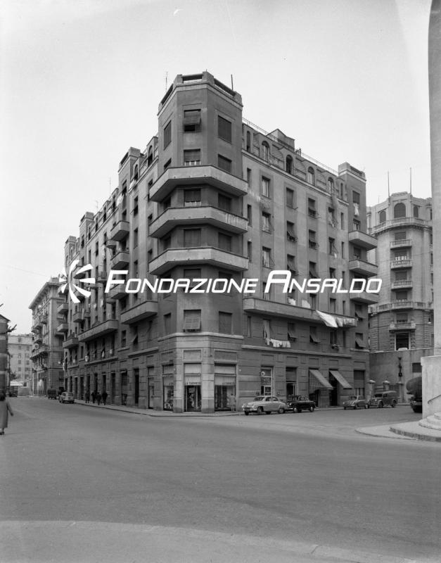 Genova - San Fruttuoso - piazza Martinez