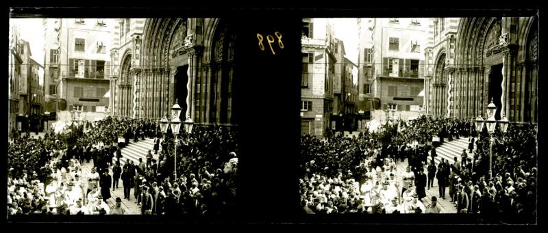 Cattedrale di San Lorenzo. Processione religiosa (originale)