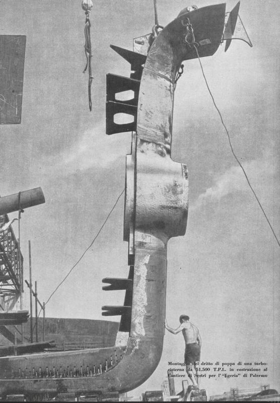 Quarta di copertina  - Montaggio del dritto di poppa di una turbo-cisterna, anno VI, 1959, n. 12-13-14
