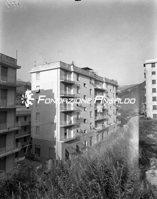 Genova - Marassi - costruzione nuovi caseggiati