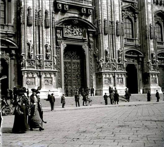 Milano. Duomo Porte di Lodov. Pogliaghi (taglio)