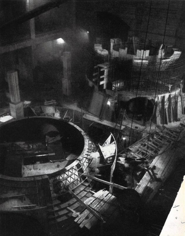 I due gruppi generatori della potenza complessiva di 150 mila kW nella centrale idroelettrica di Sondrio, gennaio - febbraio 1960, anno VIII, n. 1, p. 35