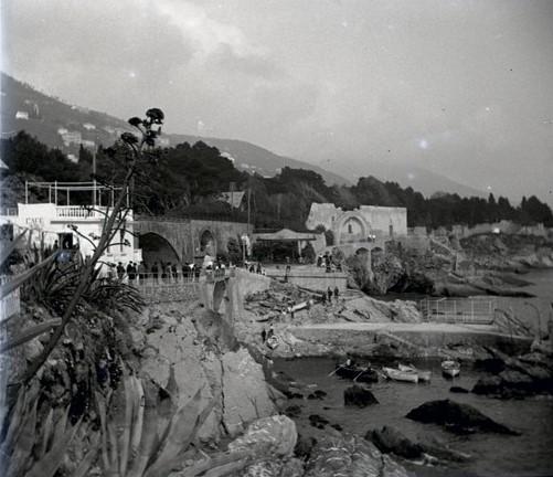 Nervi. Passeggiata a mare (taglio)