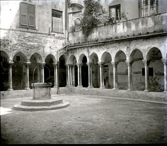 San Matteo. Chiostro (taglio)