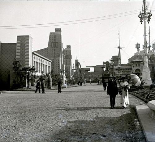 Facciata della galleria del lavoro (taglio)