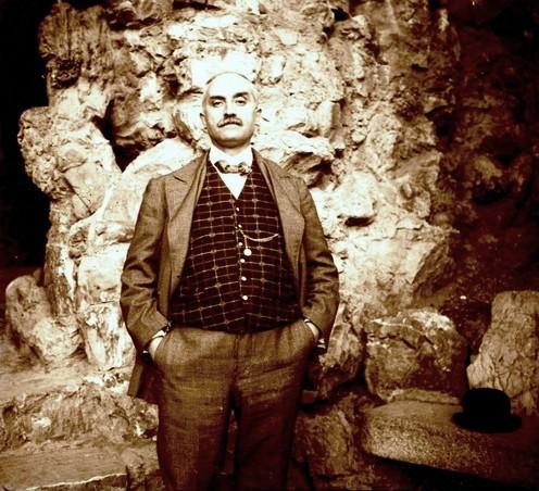 Ritratto maschile (taglio)