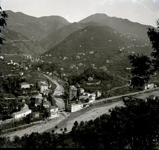 Panorama della Doria dall'uccelliera del Sig. Gualco (taglio)