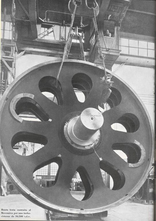Quarta di copertina - Ruota lenta costruita al Meccanico per una turbocisterna da 34.500 t.d.w.