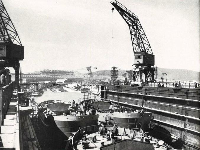 Spalato : panorama dei cantieri navali - p. 18