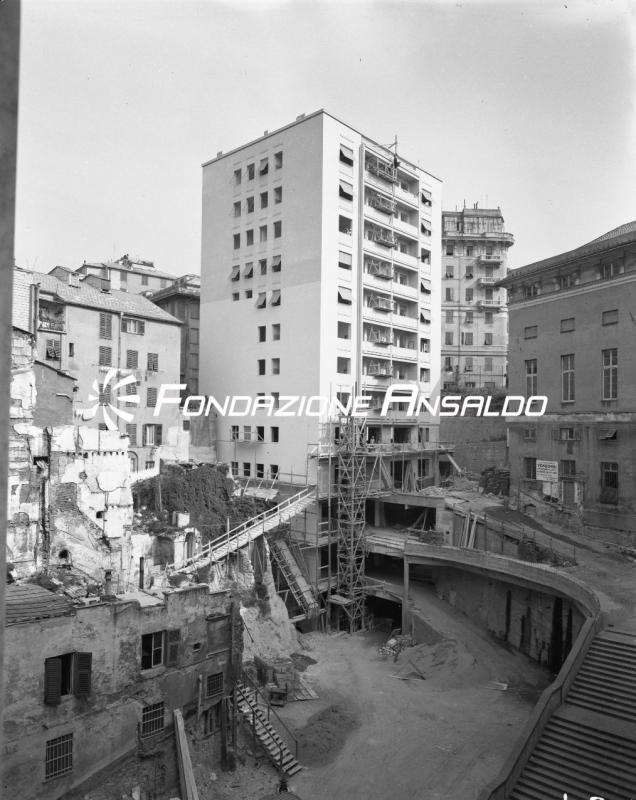 Genova - via alla Porta degli Archi