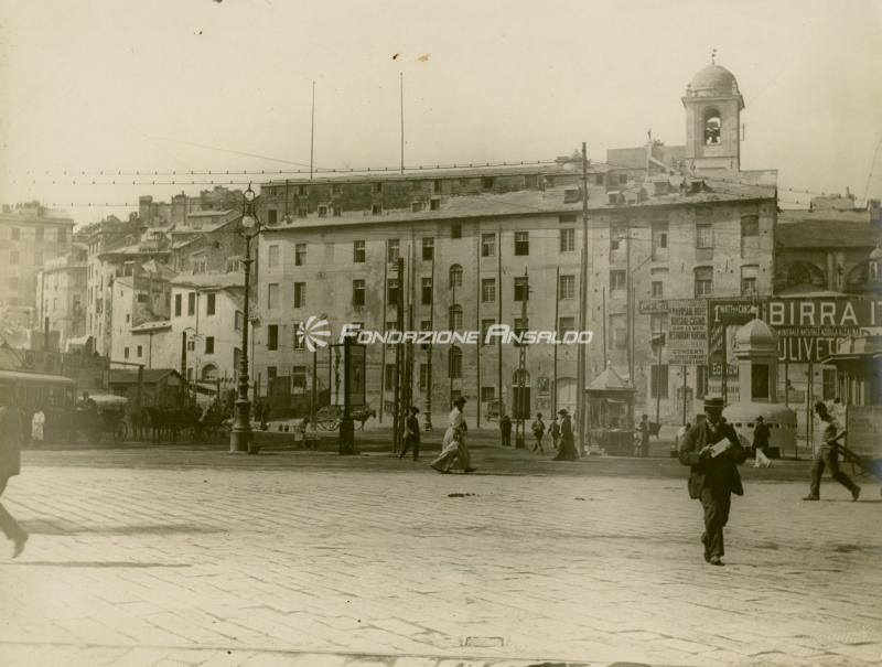Genova - piazza Umberto I - caserma S. Ambrogio