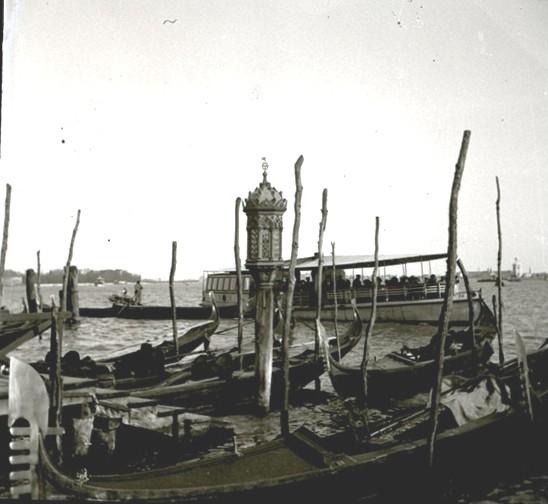 Gondole e battelli (taglio)