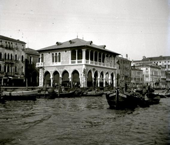 Canal Grande. Pescheria (taglio)