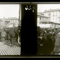 Festival in piazza del Popolo. Montagne russe (originale)