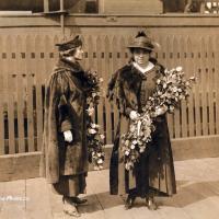 Maria Parodi con la figlia Ninetta al varo della Montclair - New York