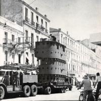Trasporto per la sottostazione elettrica di Duzerville in Algeria, di un cassone per trasformatore dell'Ansaldo-San Giorgio, novembre 1953, anno I, n. 6 - p. 13