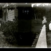 Pranzo di famiglia in giardino (originale)