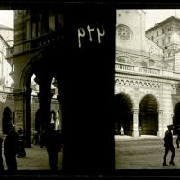Via XX Settembre. Portici e chiesa di Santo Stefano (originale)