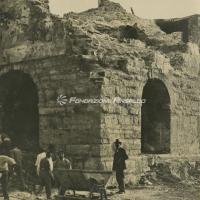 Genova - collina di S. Andrea - demolizione carceri (particolare)