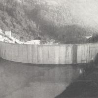 La diga di Pieve di Cadore, costruita tra il 1947 e il 1949. - p. 13