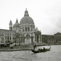 Canal Grande. Nostra Signora della Salute (taglio)