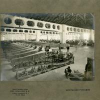 Montaggio fusoliere nei Cantieri aeronautici Ansaldo n. 1 di Borzoli (mare)