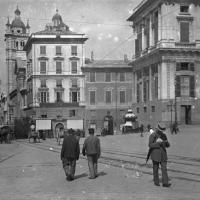 Piazza Umberto I - Via S. Lorenzo (taglio)