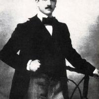 Ritratto dello scrittore Raymond Roussel, celebrato tiratore alla pistola e dandy - p. 54