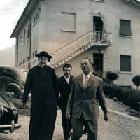 Moto Guzzi - visita dell'arcivescovo Giuseppe Siri
