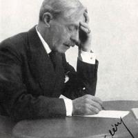 Ritratto con dedica dello scrittore Paul Valéry a Rafaele Contu,  traduttore dell'opera "Eupalinos",  luglio 1954, anno II, n. 4 - p. 35