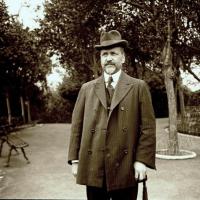 Ritratto maschile (taglio)