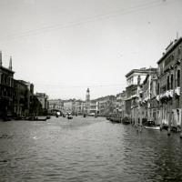 Canal Grande dopo Ponte di Rialto (taglio)