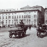 Piazza De Ferrari - Palazzo telegrafo (taglio)