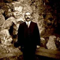 Ritratto maschile (taglio)