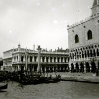 Piazzetta e Palazzo Reale (taglio)