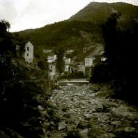 La Presa. Cascate e letto del torrente Bisagno (taglio)